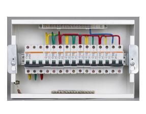 提升消防配電箱生產(chǎn)技術(shù)，宇軒機電全力以赴